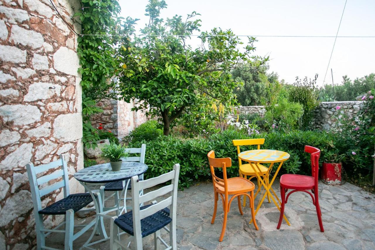 Charouda Country House Pyrgos Dirou Exterior photo
